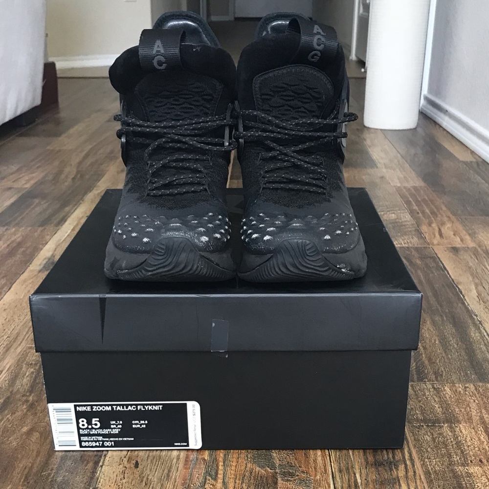 Nike Zoom Tallac Flyknit
